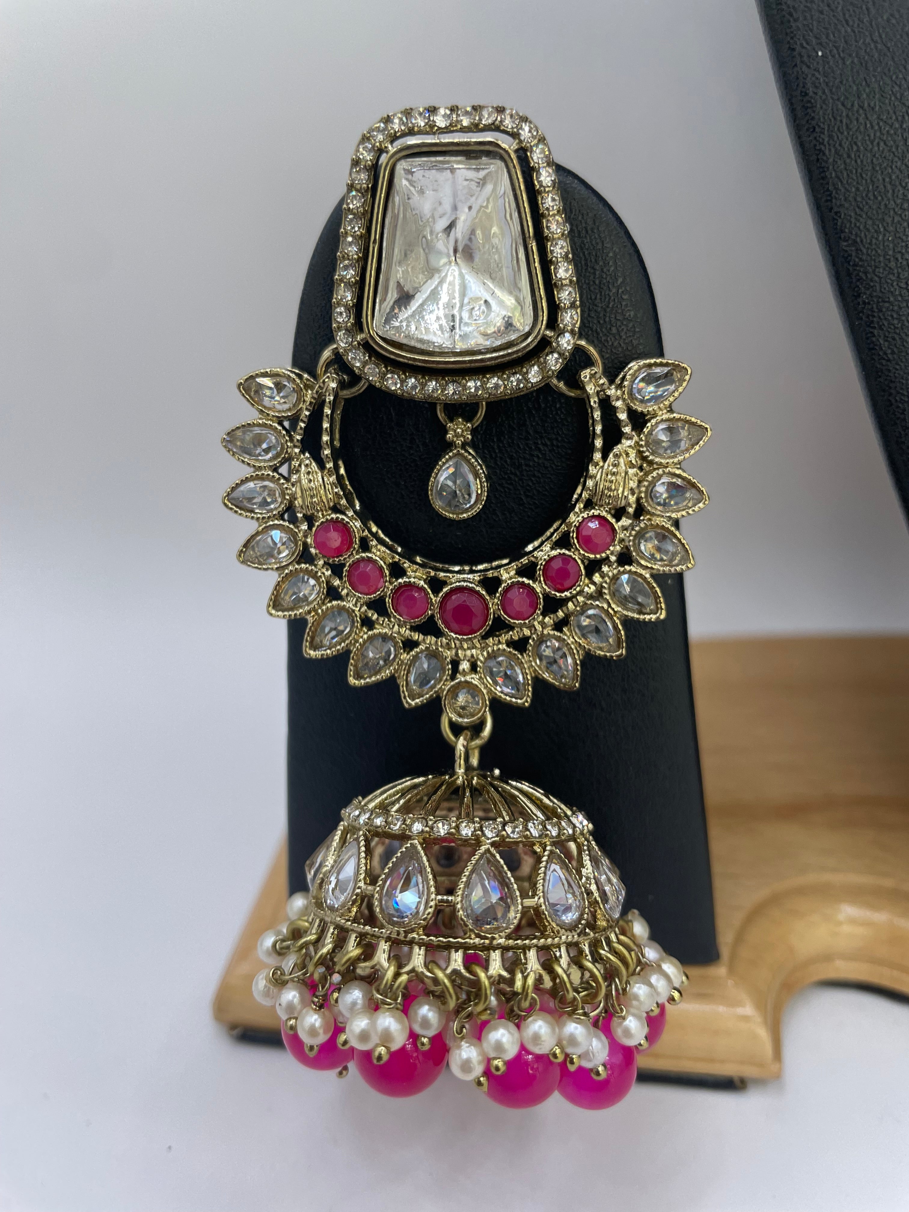 Nora Necklace