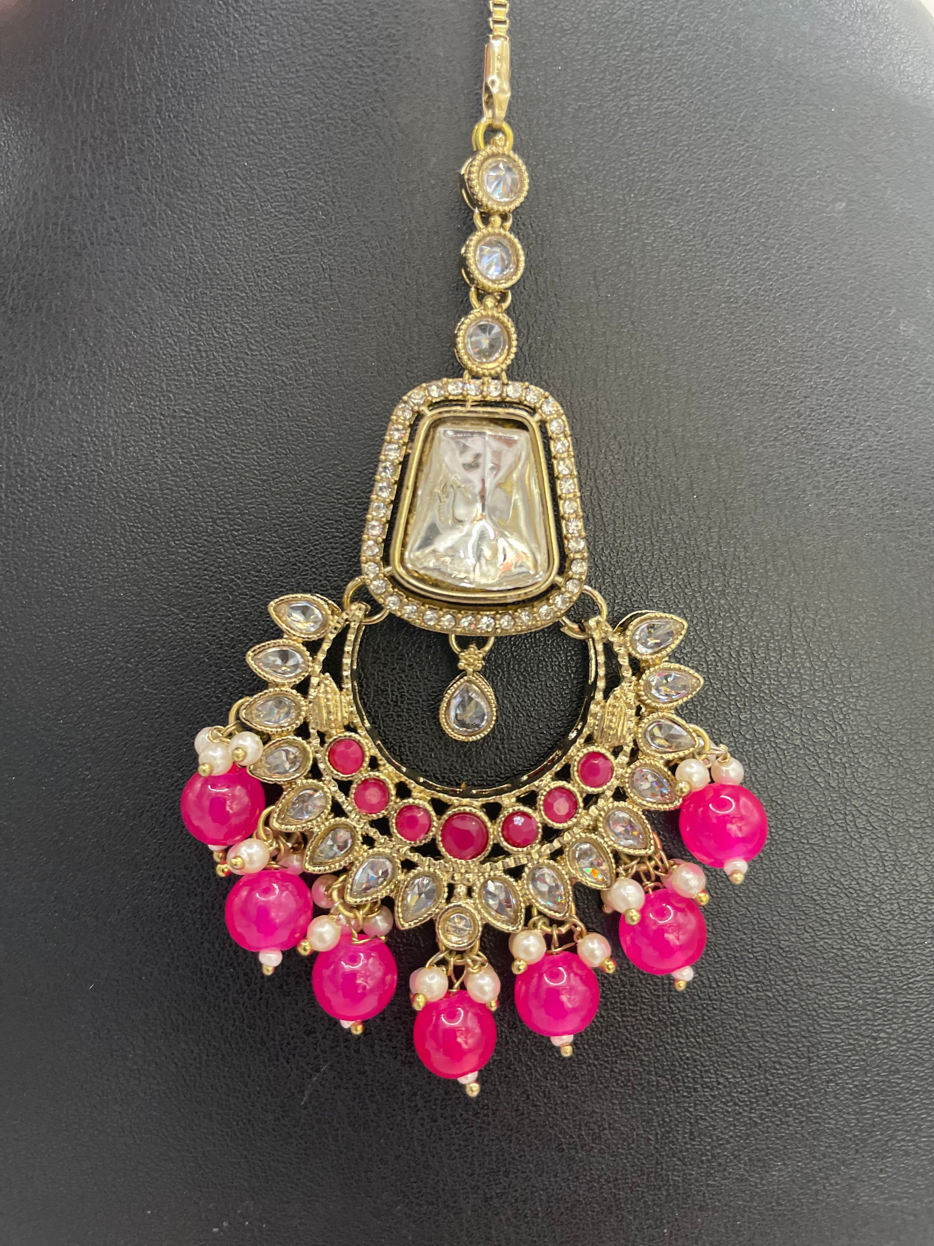 Nora Necklace