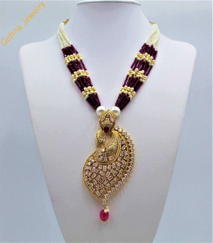 Zoya Pendant Set Necklace